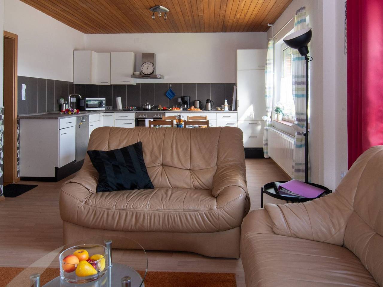 Ganze Ferienwohnung, Ferienwohnung Baur - Appartement/Fewo, Toilette und Bad/Dusche getrennt in Aurich, Nordseeküste