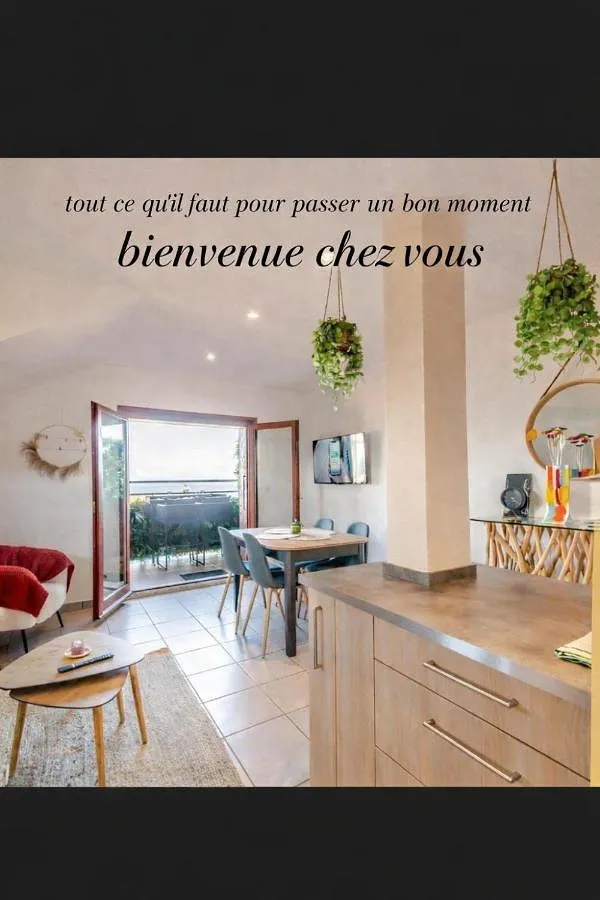 Holiday apartment for 4 people, with balcony and view - 1