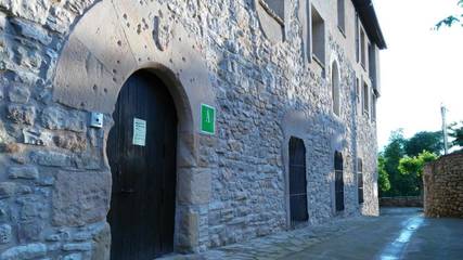 Auberge pour 12 personnes, avec balcon et vue à Benabarre