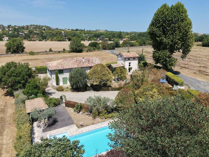 Villa pour 10 personnes, avec Jardin et Piscine dans le Tarn