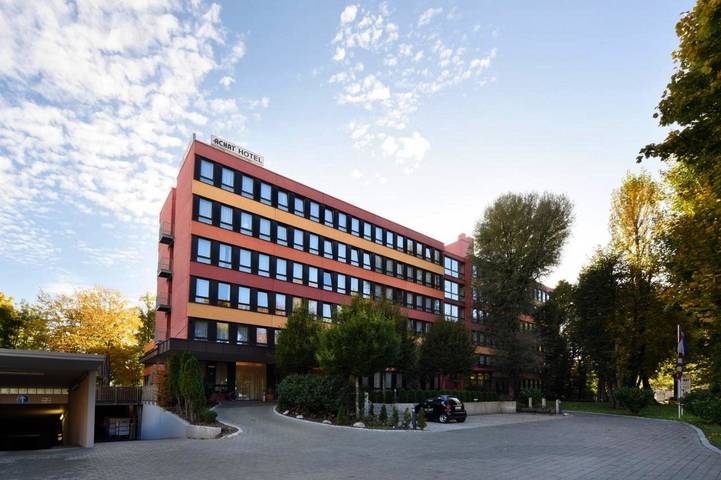 Hotel für 2 Personen, mit Ausblick und Garten sowie Sauna in Sendling München - 3