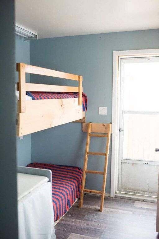 Beachfront 5Bdrm Sonnenuntergang Sommer Spezielle Ferienhäuser in Sauble Beach, Tobermory (Ontario)