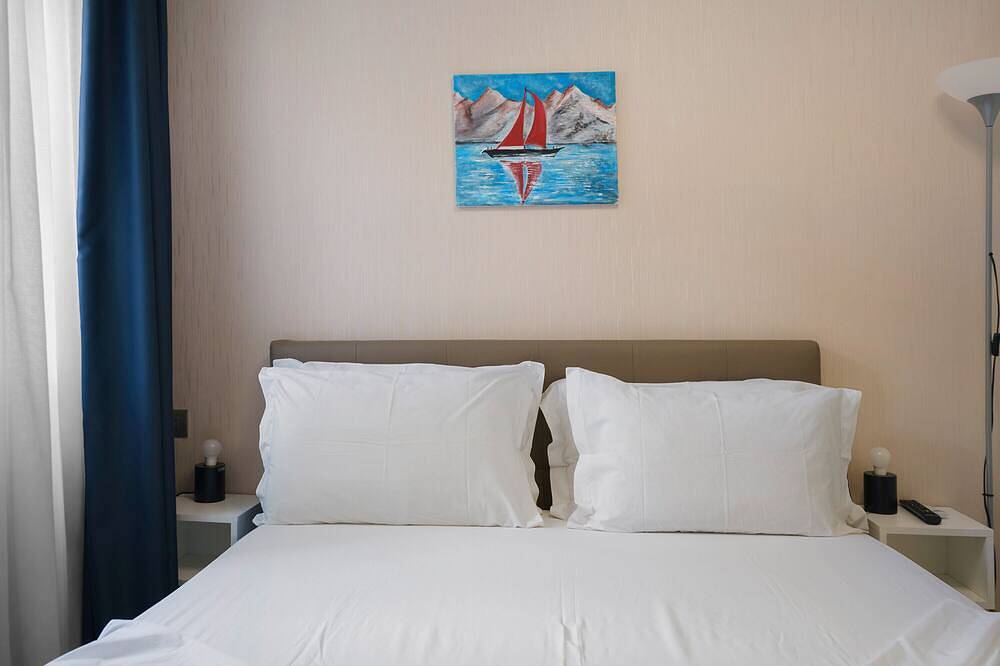 Apartamento entero, Habitación 'Alessandro A Beatrice' con Wi-Fi in Villa Lagarina, Montañas Garda