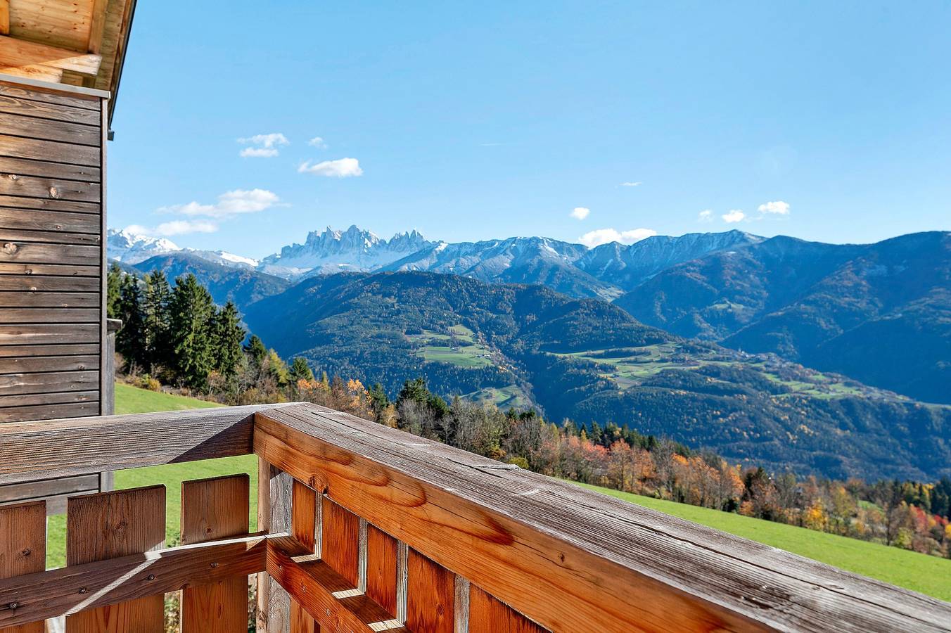 Ganzes Studio, Studio-Apartment 'Zolerhof Alpenrose' mit Bergblick, Gemeinschaftsterrasse und Wlan in Schnauders, Feldthurns