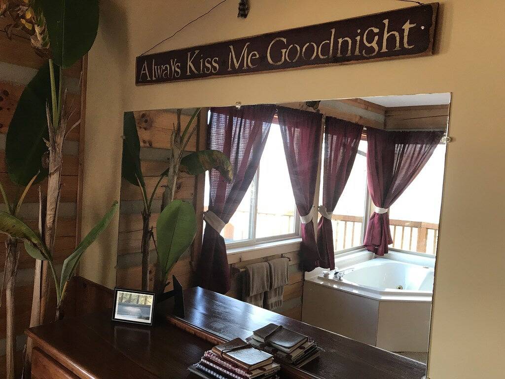 Wirklich außergewöhnliches und komfortables Luxus-Blockhaus in Perry County (IN)