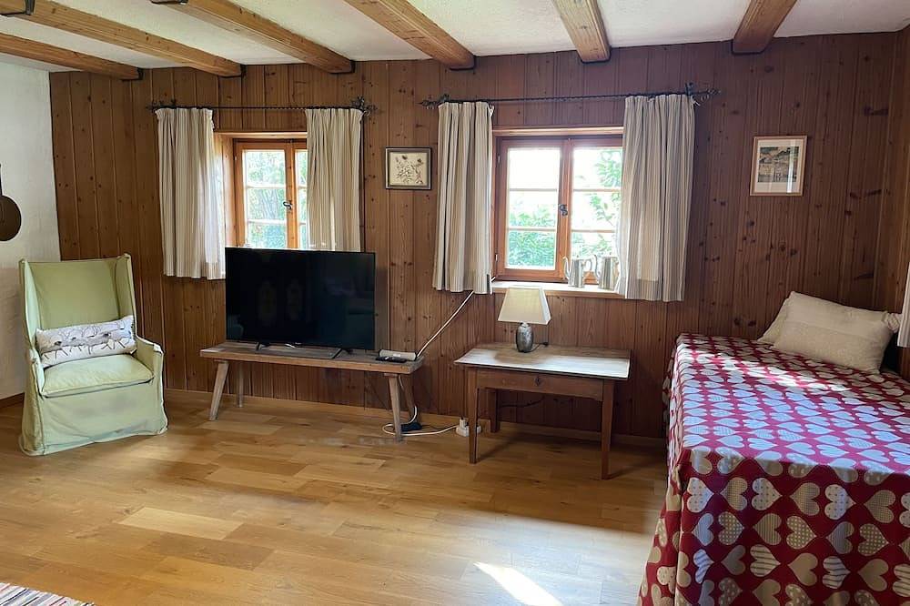 Ganze Wohnung, Ferienwohnung Yvonne 85 qm mit Terrasse und Garten, 1 separates Schlafzimmer in Samerberg, Bayerische Alpen