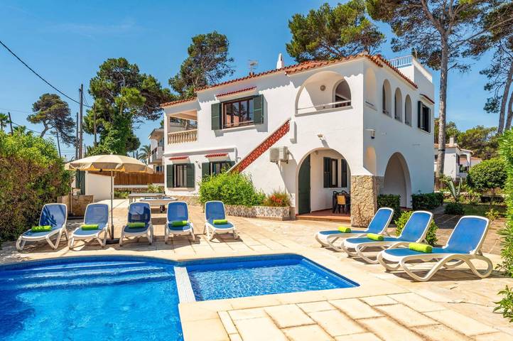 Casa vacanza per 8 persone a Cala Blanca
