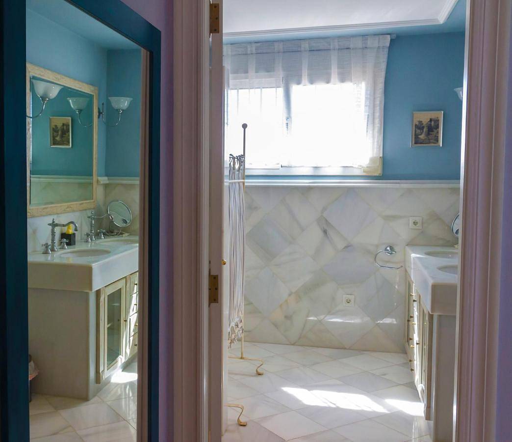 Four-Bedroom House in La Eliana, Provincia de Valencia