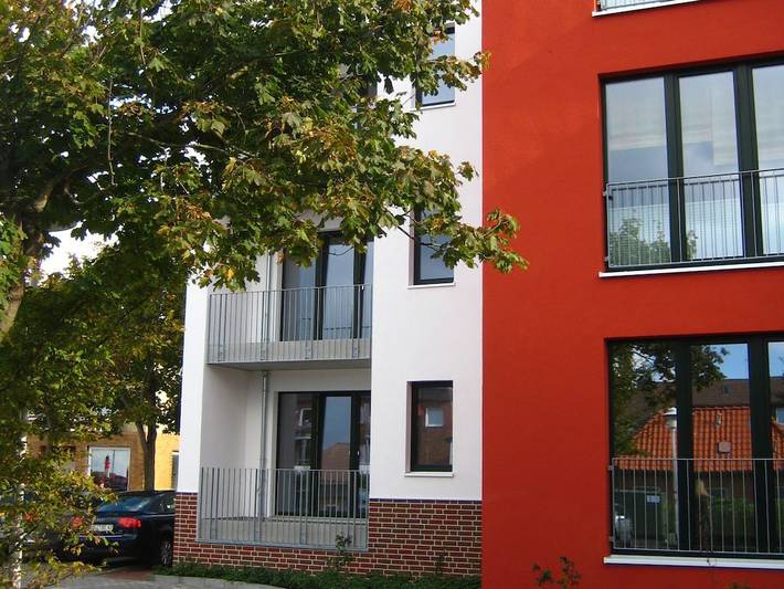 Büsumperle "weiß" in Hafen Büsum, Büsum