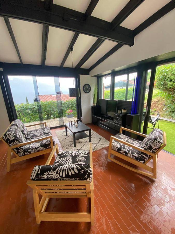 Bungalow für 6 Personen, mit Ausblick und Terrasse sowie Garten in Tignale - 3