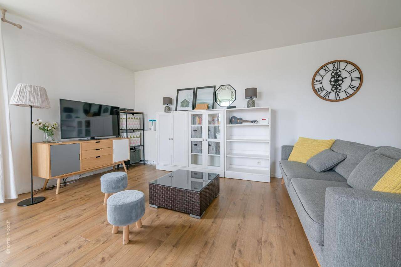 Appartement entier, Superb family duplex clos to Disneyland in Bussy-Saint-Georges, Seine-et-Marne