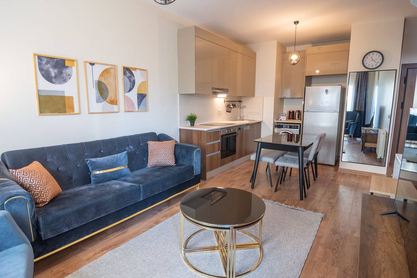 Entire apartment, Spacious 1Br with Garden in Istanbul, Marmara region