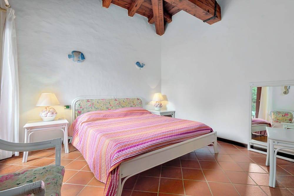 Villa esclusiva con piscina e vista mare a Puntaldia ( San Teodoro) in Puntaldia, San Teodoro