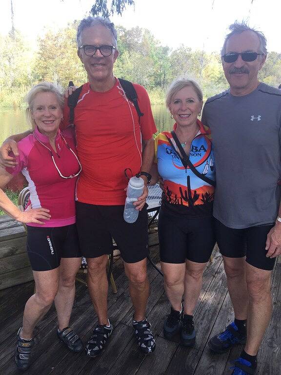 Vacation rental for 4 people, with hot tub and pool as well as yard in Pawleys Island