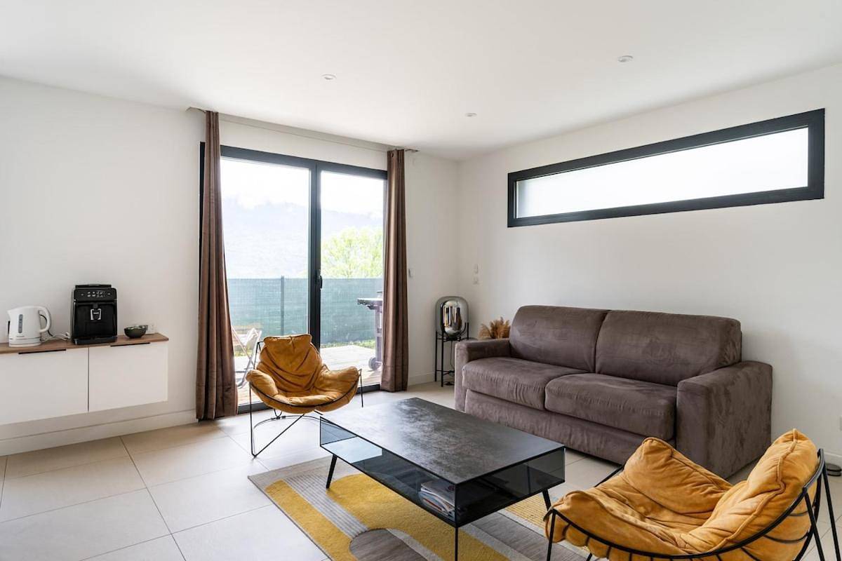 Plancherine, Villa récente avec Jacuzzi Privatif in Plancherine, Région d'Albertville