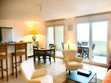 Gîte pour 4 personnes, avec vue et balcon dans Theatre Moliere Scene Nationale