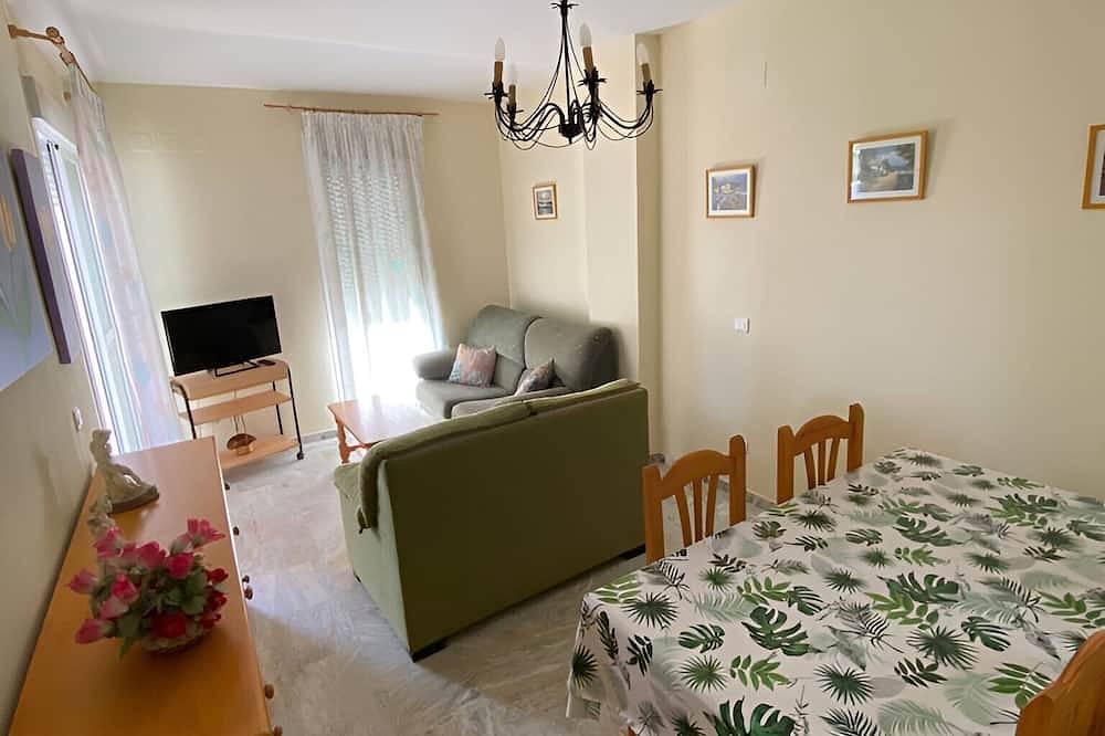 Appartamento intero, Fabulous apartment on the beachfront, outdoor pool, sea views and much more! in Urbasur, Isla Cristina