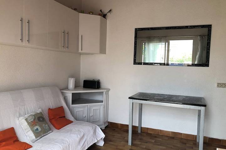 Gîte pour 4 personnes, avec piscine dans Office De Tourisme De Canet En Roussillon - 4