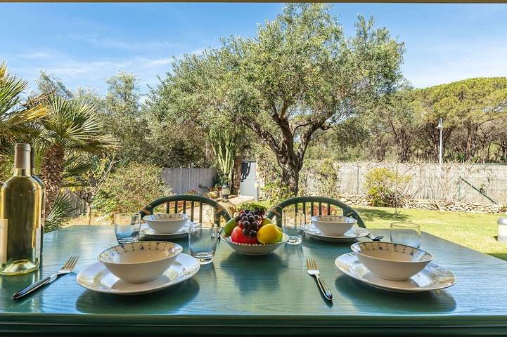 Villa pour 4 personnes, avec jardin à Villasimius