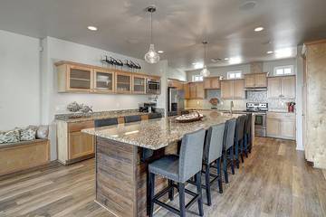 Vacation Home for 16 Guests in Port Aransas, Mustang Island, Picture 4