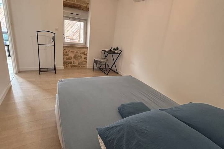 Apartamento entero, L'Authentique Aparthotel: Charming Accommodations in Brive in Brive-la-Gaillarde, Brive-la-Gaillarde region
