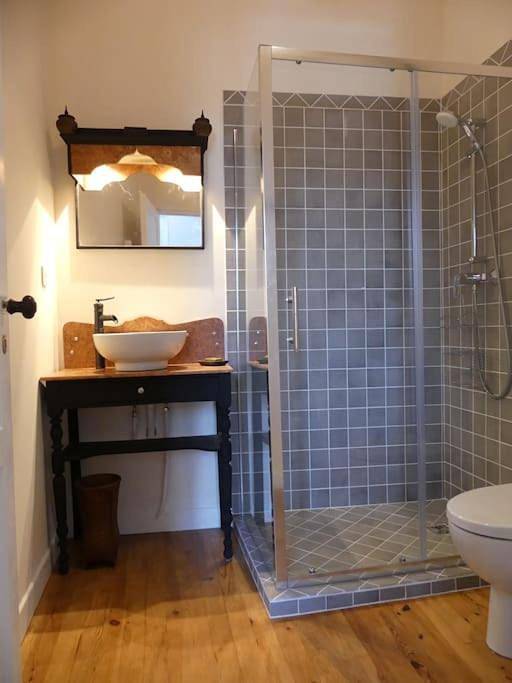 Appartement entier, Appartement typique en cœur de bastide in Lisle-sur-Tarn, Région d'Albi