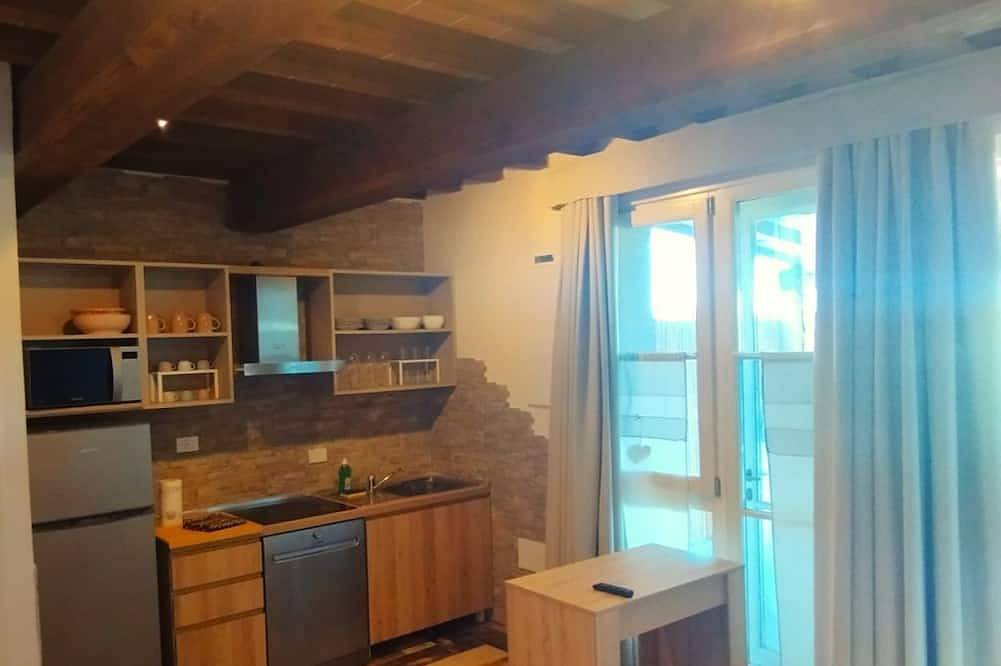 Appartamento intero, Fattoria Palazzeta terratetto bilocale su 2 livelli in Mazzanta, Costa degli Etruschi