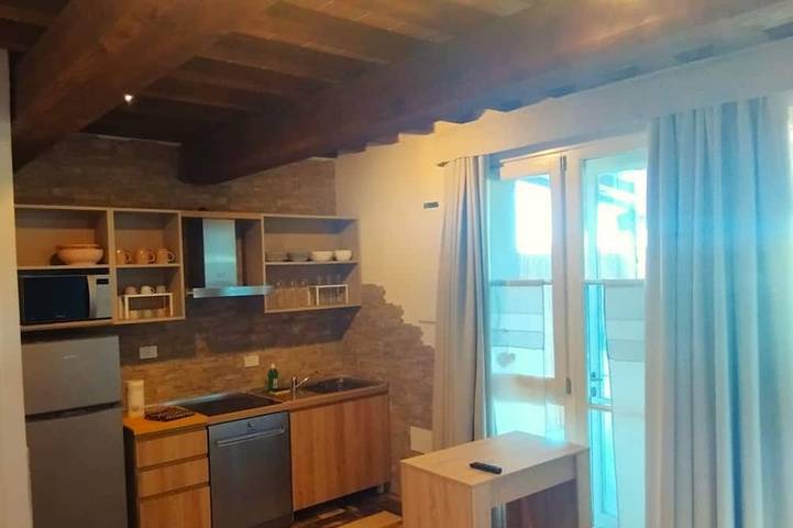 Appartamento vacanze per 5 persone, con piscina e giardino - 1