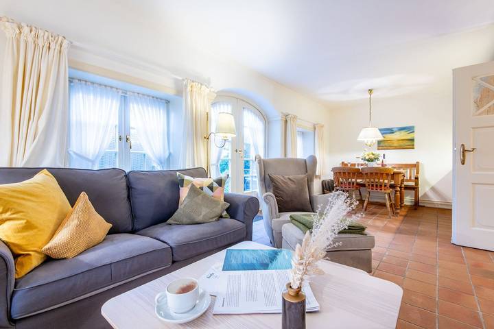 Ferienwohnung für 3 Personen, mit Terrasse und Garten in Westerland - 2