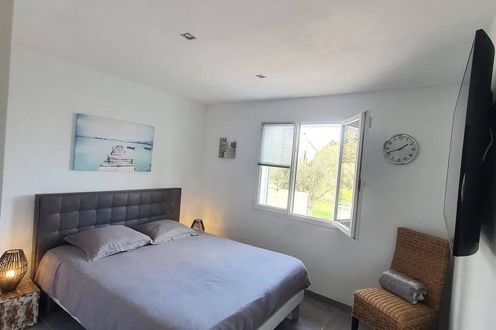 Location de vacances pour 8 personnes, avec balcon et jardin à Istres - 3