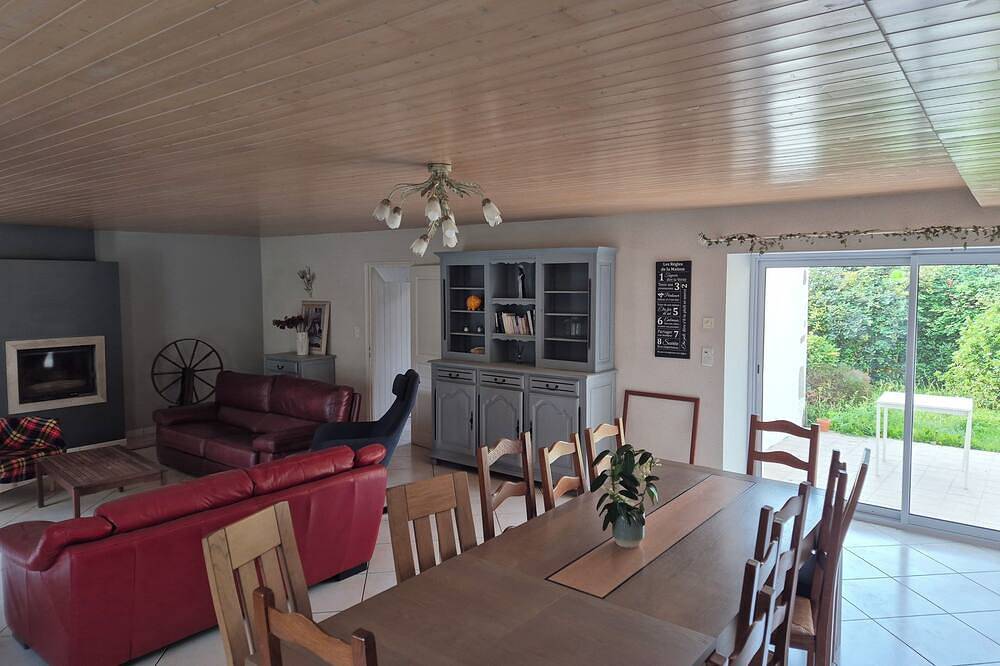 Gite Le Poiré Sur Vie - Vendée, Holiday rental near puy du fou in Le Poiré-sur-Vie, Loire Valley
