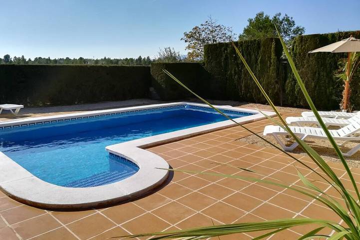 Villa für 6 Personen, mit Garten und Terrasse - 1