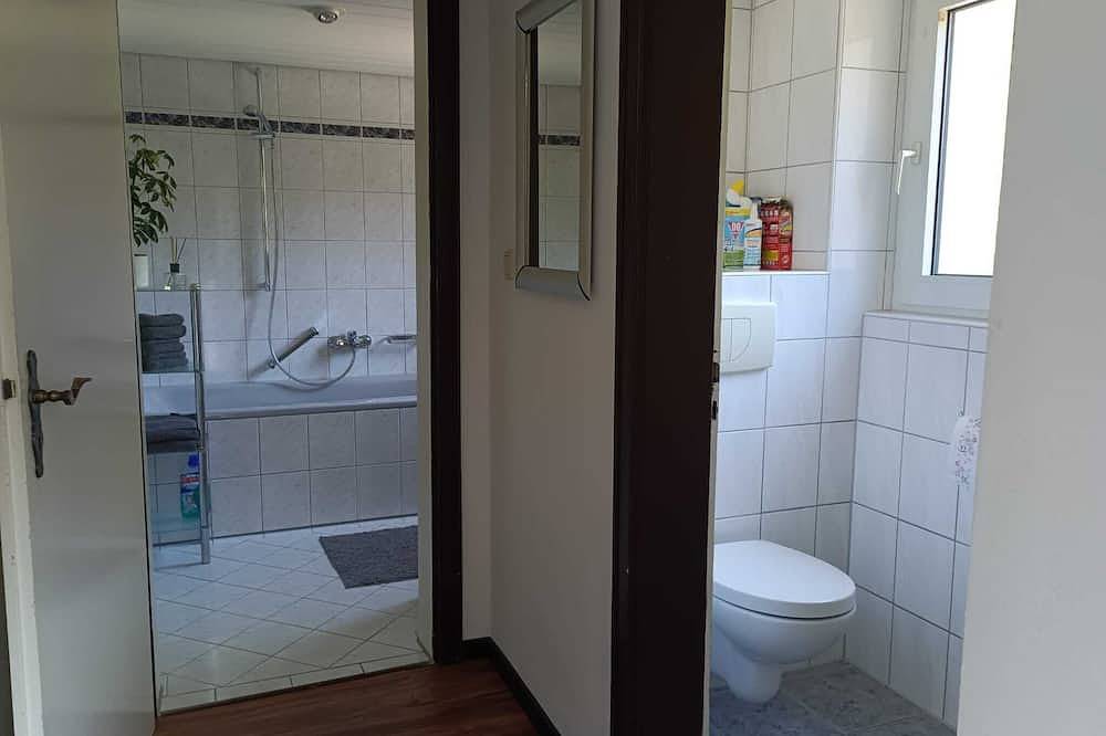 Ganze Wohnung, Fewoschwarz kleine Wohnung in Bühlertal in Bühlertal, Landkreis Rastatt