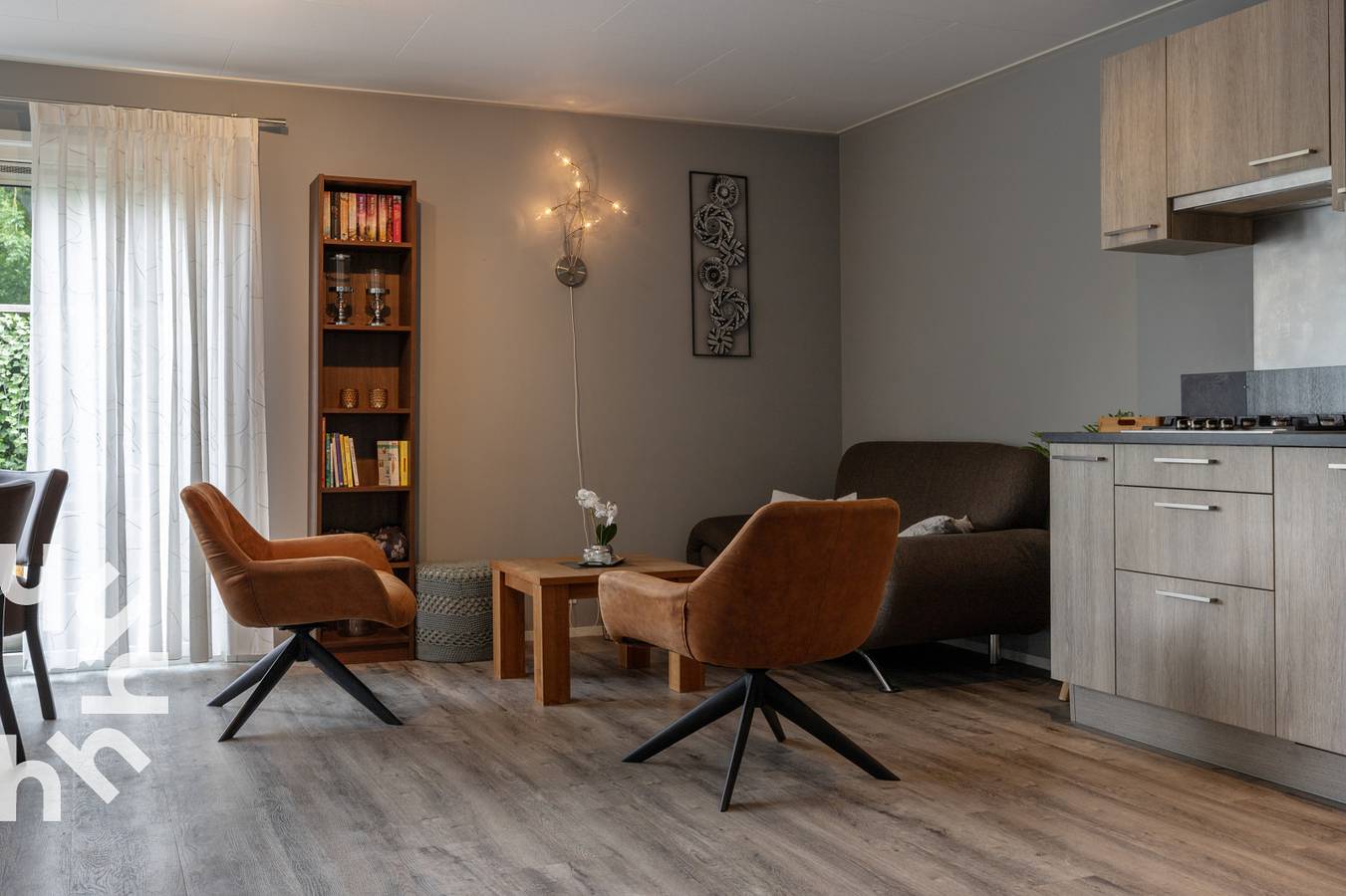 Vakantiehuis voor 4 pers. inclusief boot, aan de rivier de Tjonger in Bantega, Friesland in Friesland