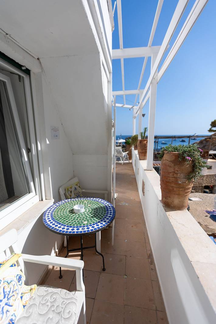Villa für 6 Personen, mit Terrasse und Ausblick in Capri - 4
