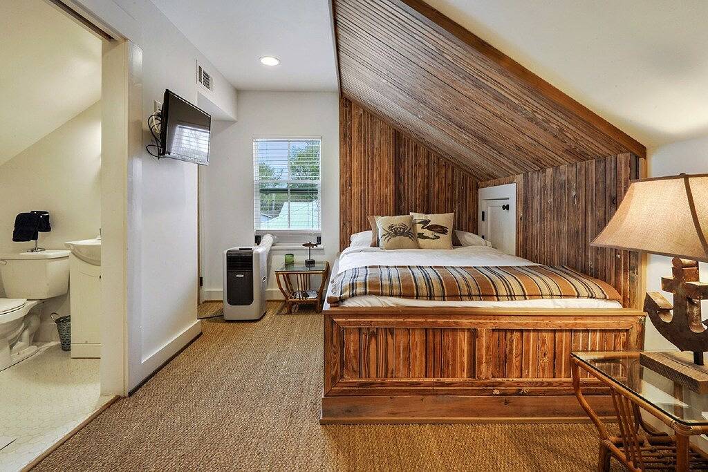 Alles zu Fuß erreichen! Unglaubliche Lage und privat. Schritte zu allem und leise! in Bay St. Louis, Mississippi Gulf Coast