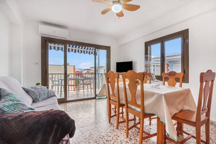 Holiday rental for 5 people, with Balcony