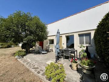 Gîte pour 4 personnes, avec piscine et terrasse à Cuxac-Cabardès