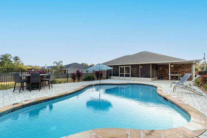 Maison de vacances pour 10 personnes, avec vue ainsi que terrasse et piscine - 1
