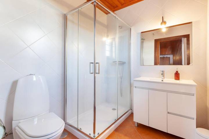 Maison de campagne pour 2 personnes, avec jardin et piscine, animaux acceptés dans Amares - 4