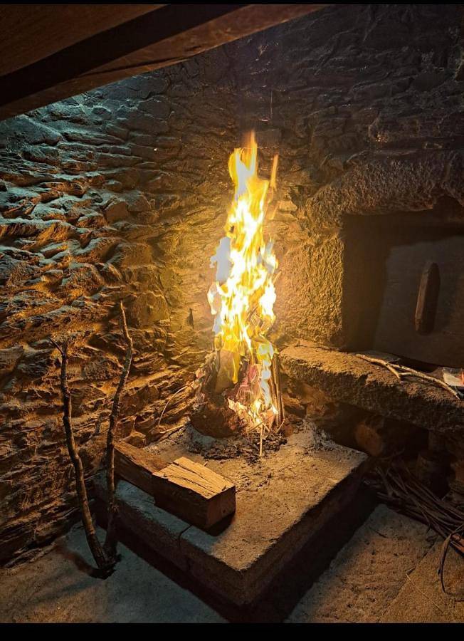 Casa rural para 3 personas, con vistas y balcón además de jardín y piscina en Arzúa - 3