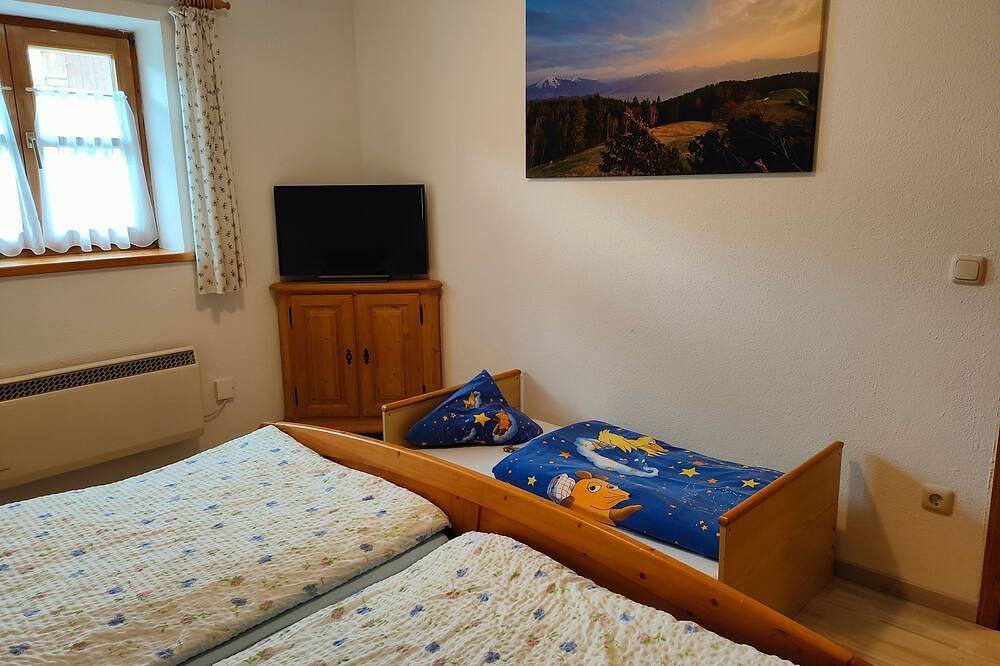 Ganze Wohnung, Schmidtler's Nest - Ferienwohnung Schmidtler's Nest in Warngau, Alpenland Tegernsee Schliersee