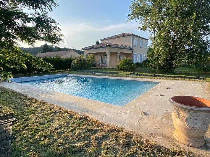 Location de vacances pour 7 personnes, avec piscine et terrasse à Tornac - 2