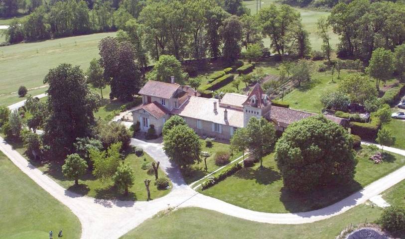 Chambre d’hôte pour 3 personnes, avec jardin et vue à Beychac-et-Caillau