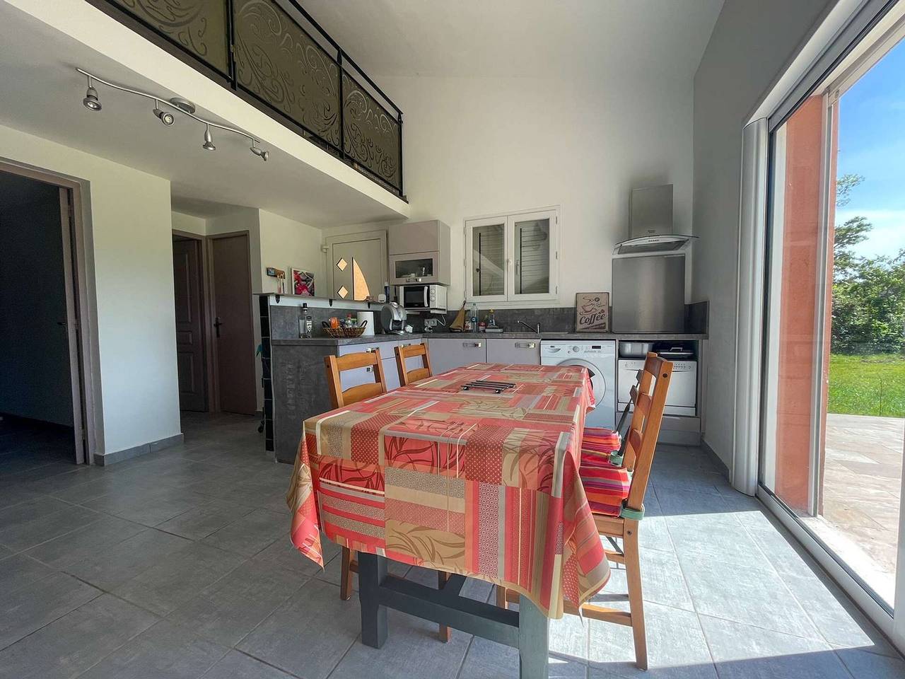 Haus mit Terrasse, 3 Zimmer, Strandnähe, Porto-Vecchio in Porto-Vecchio, Sartène und Umgebung