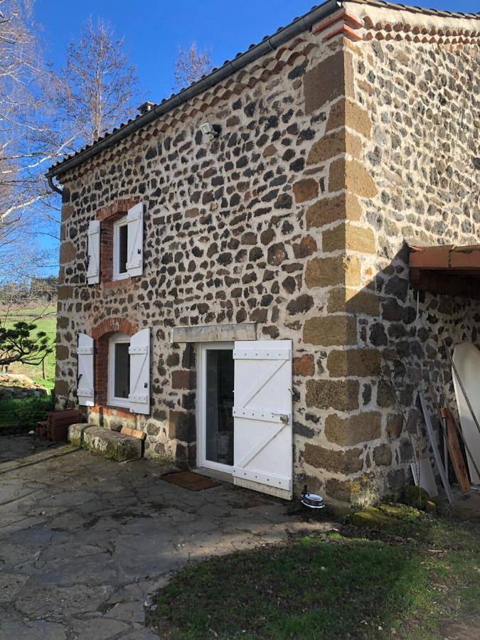 Location de vacances pour 3 personnes, avec terrasse et vue dans Vissac-Auteyrac