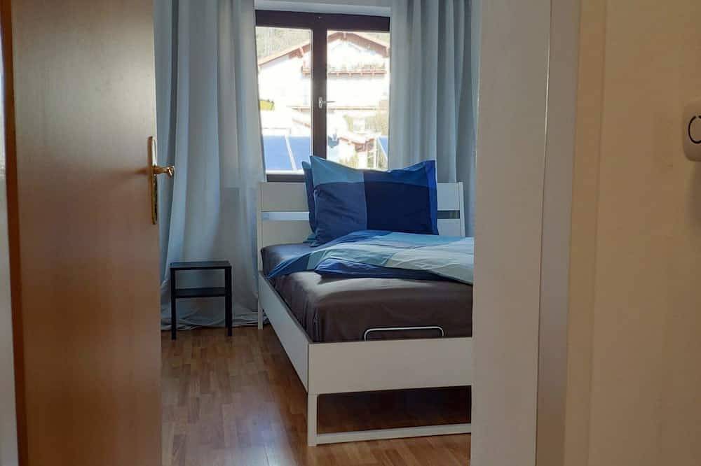 Entire apartment, Alpendohle Apartments \"august Macke\" in Innsbruck, Innsbruck Land