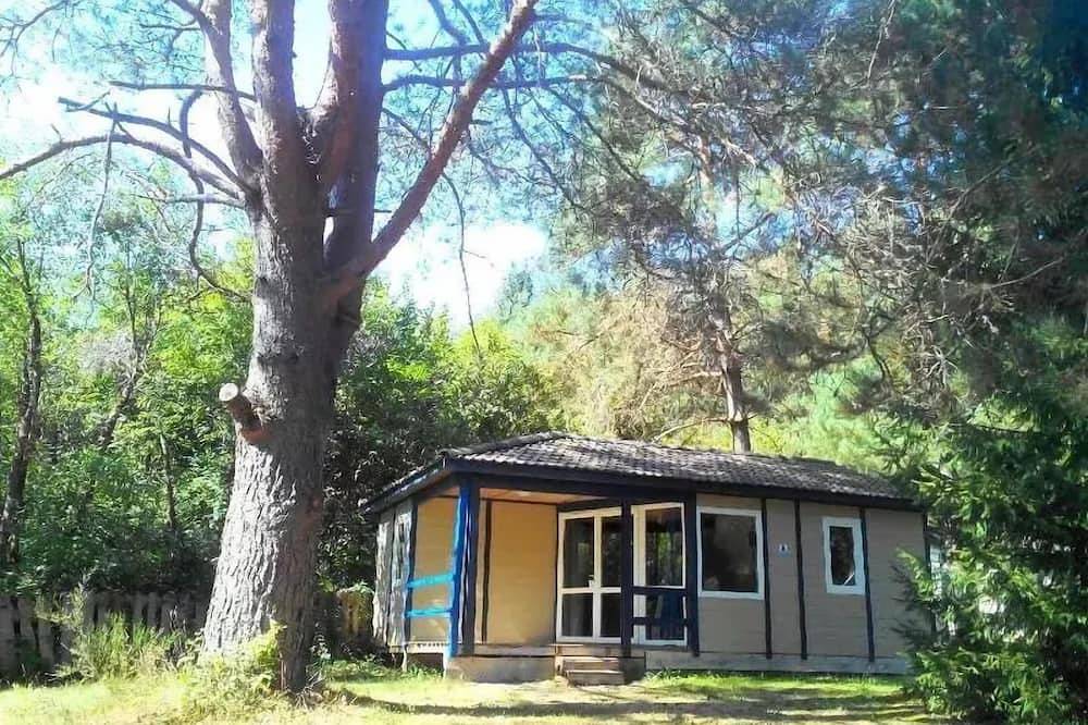 Camping pour 5 Personnes dans Palisse, Massif central