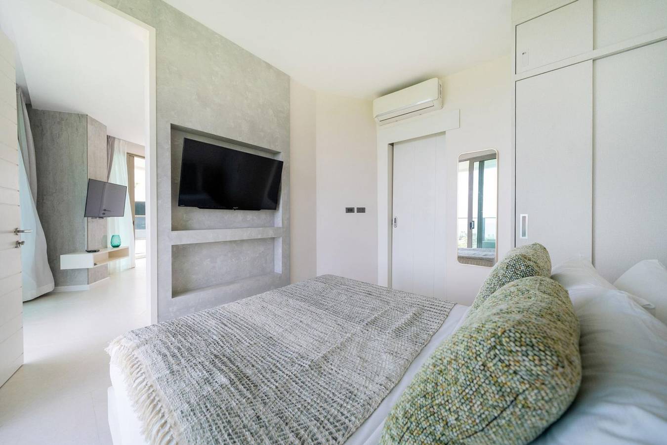 Entire apartment, Full sea view 2br apartment at Oceana Resort in Kamala Beach, Kamala