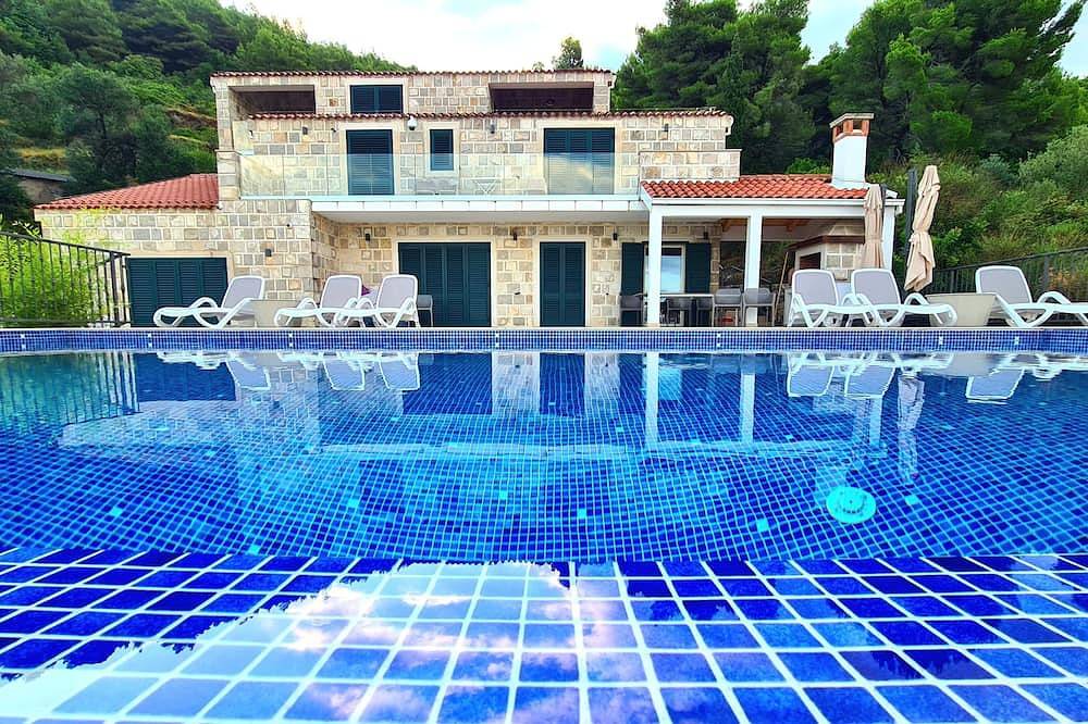 Holiday home in Grad Dubrovnik from £1282 per night